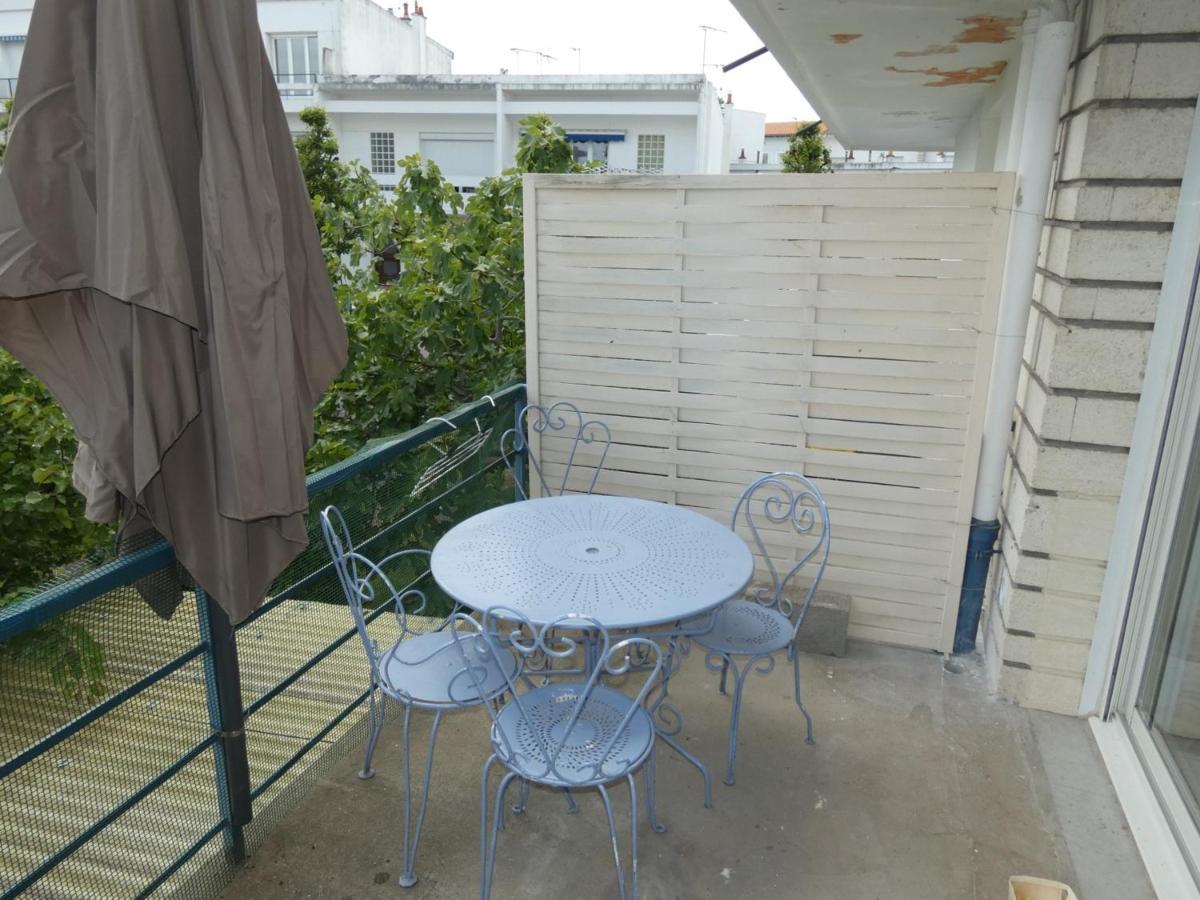 Appartement T3 Avec Terrasses Et Parking Prive En Centre-Ville De Royan, A 200M De La Plage - Fr-1-71-90 외부 사진