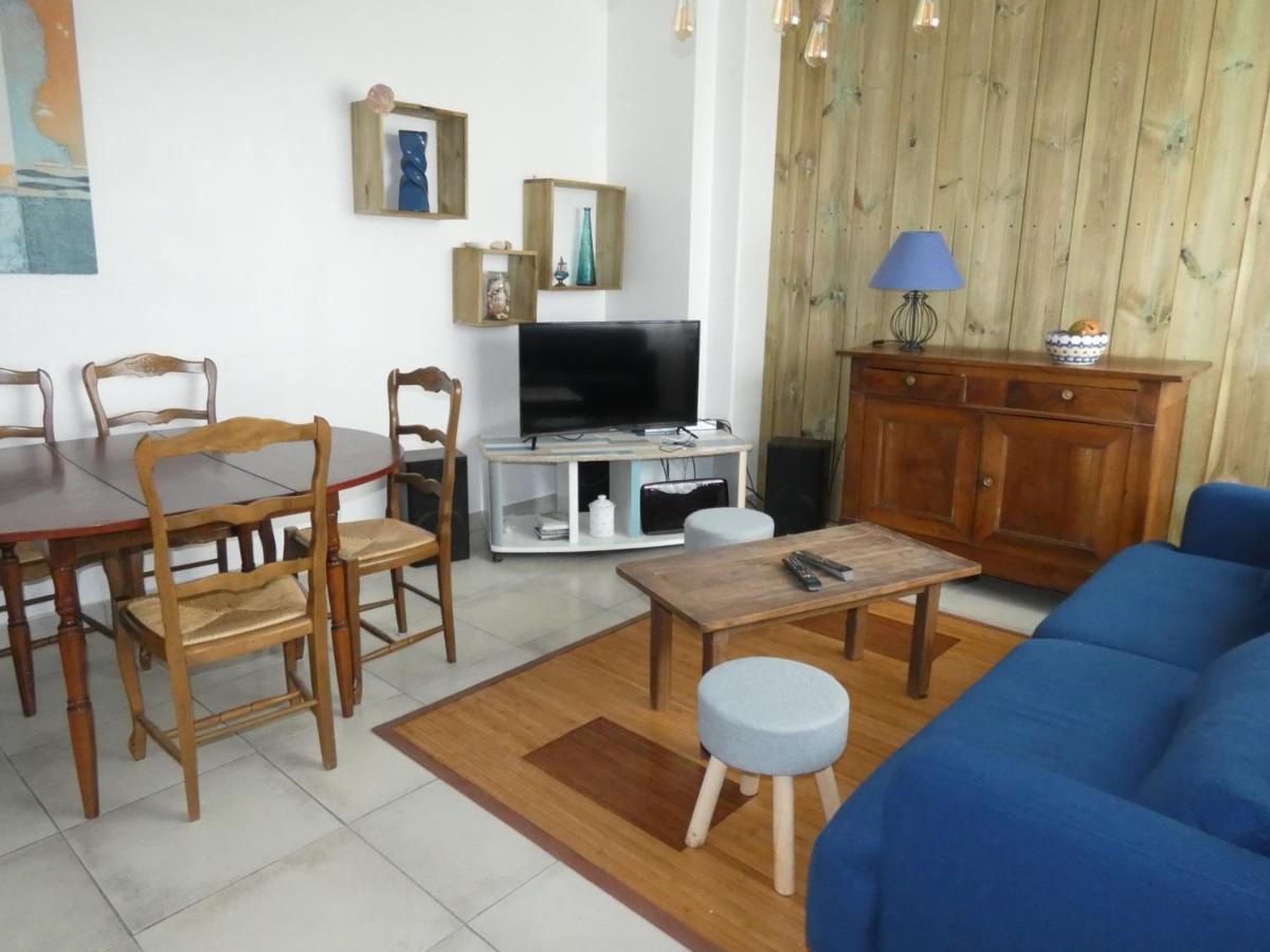 Appartement T3 Avec Terrasses Et Parking Prive En Centre-Ville De Royan, A 200M De La Plage - Fr-1-71-90 외부 사진