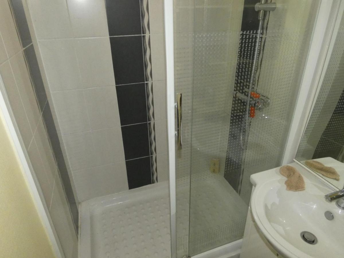 Appartement T3 Avec Terrasses Et Parking Prive En Centre-Ville De Royan, A 200M De La Plage - Fr-1-71-90 외부 사진